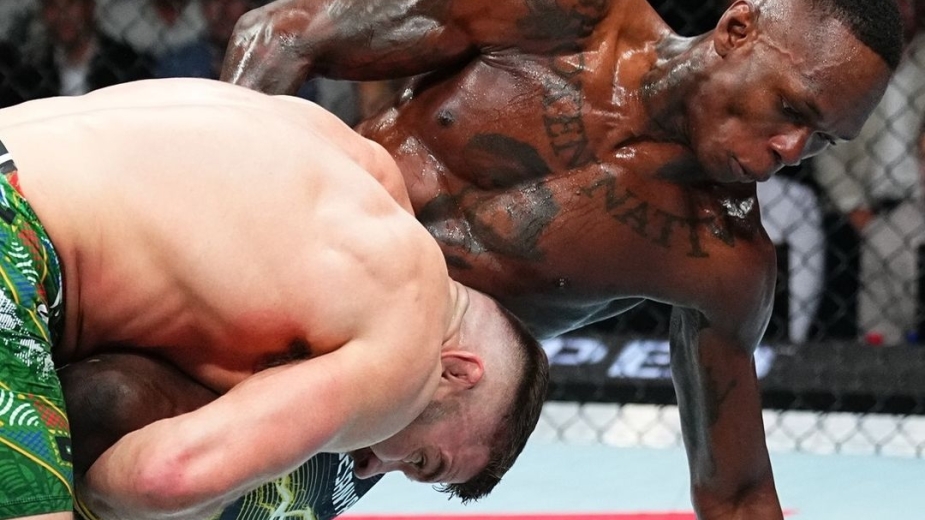 Результаты, бонусы и гонорары UFC 305: Дю Плесси vs Адесанья