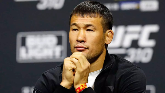 "Это не трагедия": эксперт - об исключении Шавката Рахмонова из рейтинга UFC