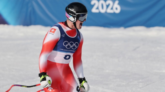 Швейцарский горнолыжник выиграл третье золото Олимпиады в Милане