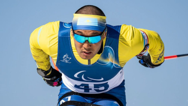 Instagram.com/kazparalympics | Ербол Хамитов выиграл золото Паралимпиады-2026