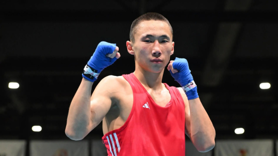 Казахстанец Жумахан в драматичном бою вышел в финал U-19 Futures Cup