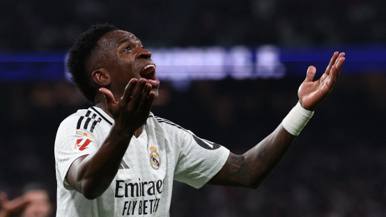 Винисиус, Сафонов, Рафинья - в команде недели Лиги чемпионов