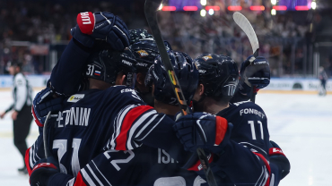 ХК Металлург. Никита Михайлис и Валерий Орехов