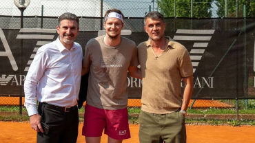 Александр Бублик с Паоло Мальдини (справа)