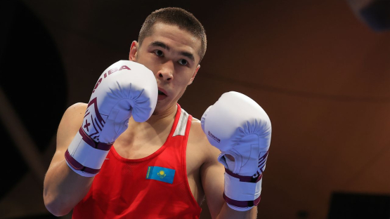 Казахстанский боксер сделал камбэк с 0:5 и выиграл бой на Кубке мира 