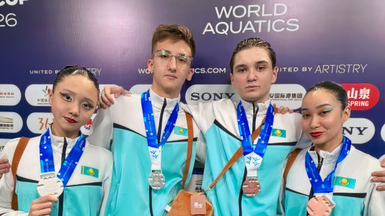 Казахстан завоевал две медали на этапе Кубка мира по артистическому плаванию