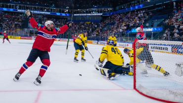 IIHF