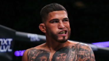 UFC.com | Энтони Петтис отменил бой в Казахстане