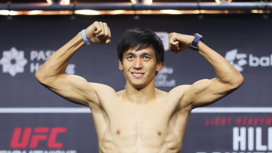 Бывший боец UFC из Казахстана Азат Максум опроверг слухи о подписании контракта с ACA