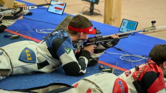 Казахстан завоевал первую медаль чемпионата мира по стрельбе среди юниоров