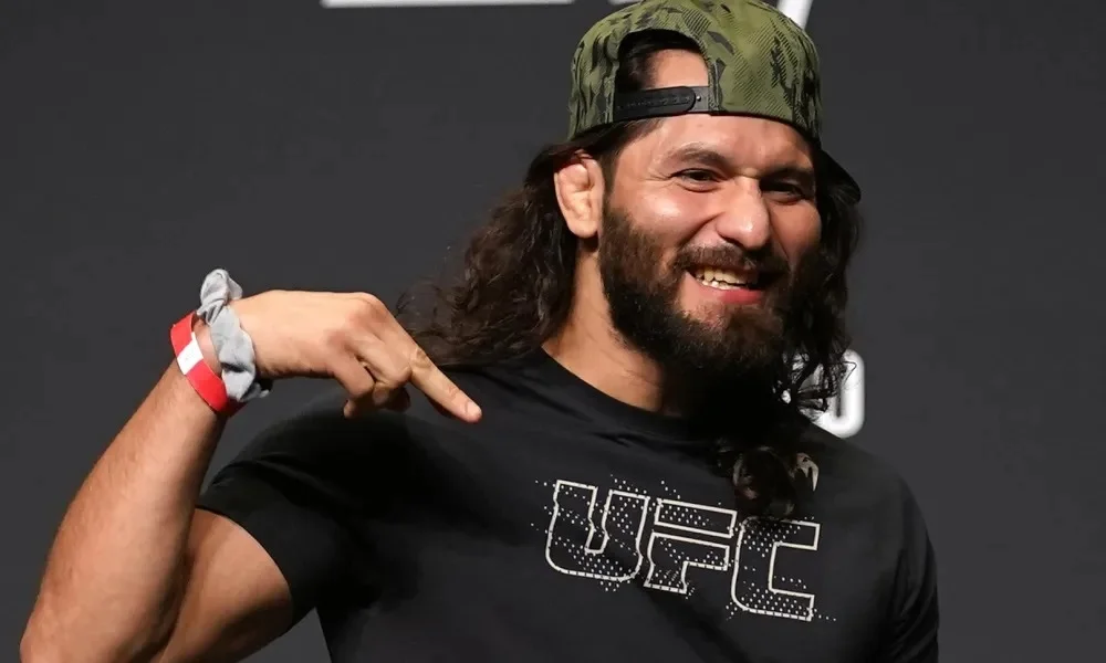 Обладатель самого быстрого нокаута в UFC вызвал на бой Леона Эдвардса и назвал дату