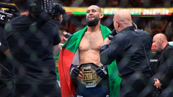 Тренер Дю Плесси назвал способ остановить Чимаева