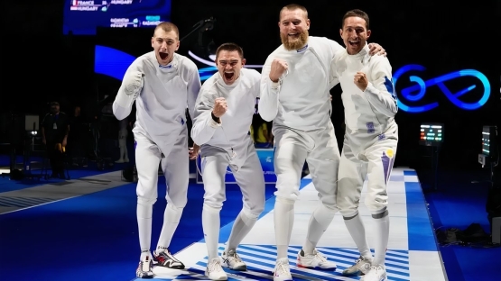 Токаев поздравил чемпионов мира по фехтованию из Казахстана