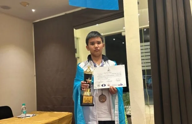 Казахстанец стал бронзовым призером чемпионата мира по шахматам