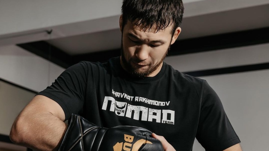 Шавкат Рахмонов отправился в США на сборы перед боем за титул UFC