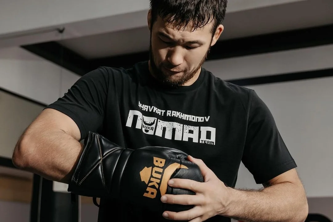 Шавкат Рахмонов отправился в США на сборы перед боем за титул UFC