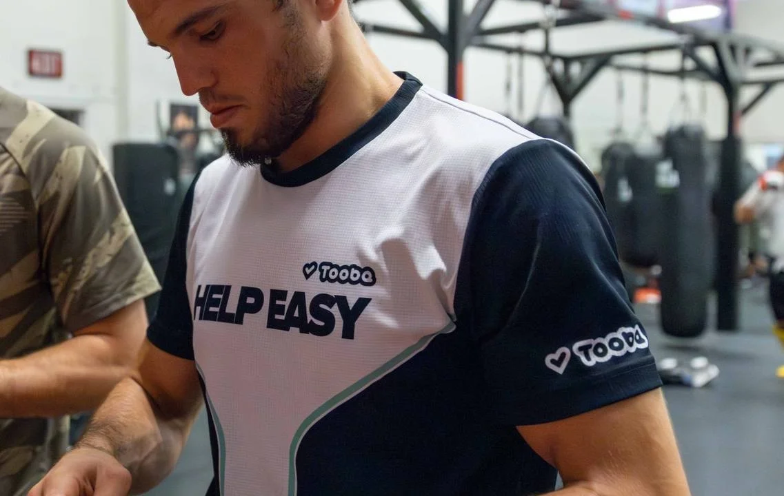 Умар Нурмагомедов остался без соперника и снова наехал на чемпиона UFC