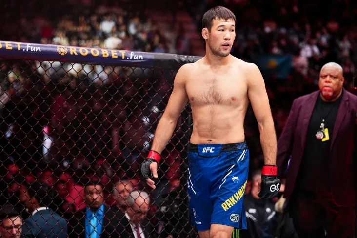 Рахмонову предрекли поражение в бою с непобежденным соперником в UFC
