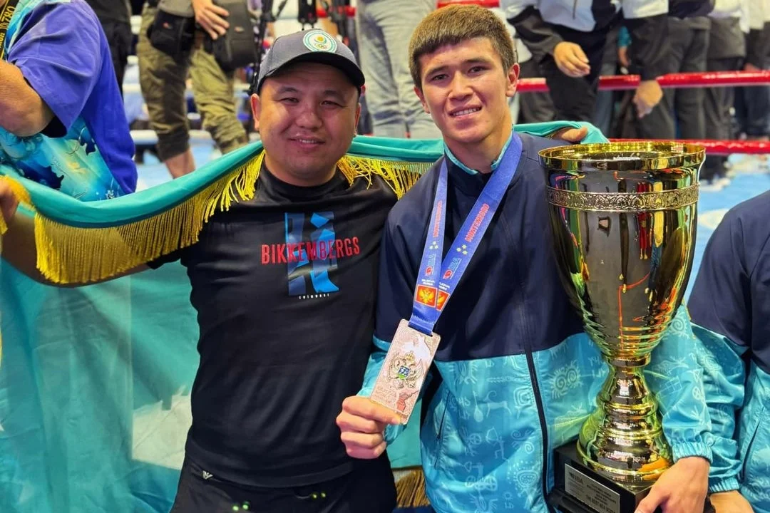 Лучший молодой боксер мира вышел в финал чемпионата Казахстана