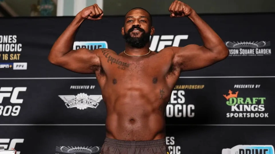 Джон Джонс рассказал о том, сколько боев ему осталось в UFC
