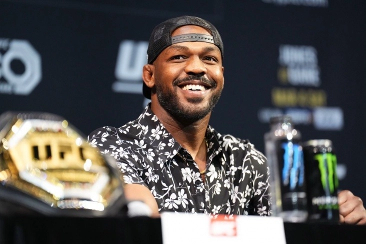 Любимчик Даны Уайта рассказал о своих заработках в UFC