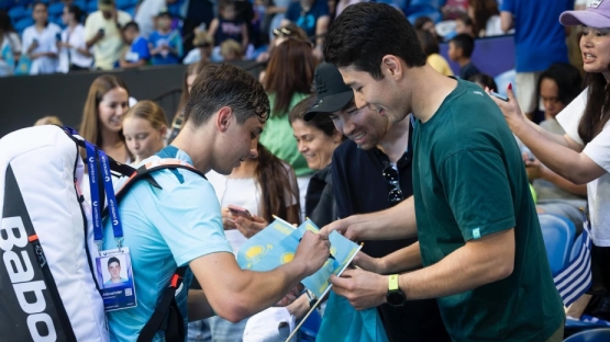 Казахстан начал Australian Open-2025 с поражения (ВИДЕО)