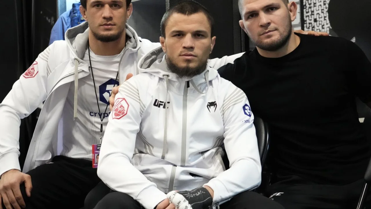 "Умар выиграл этот бой": Усман Нурмагомедов о поражении брата на UFC 311