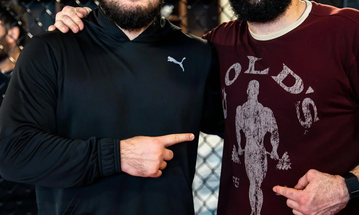 Белал вступил в перепалку с бывшим чемпионом UFC. Все из-за тренировок с Хабибом