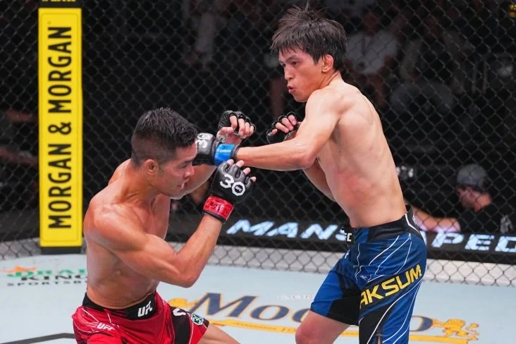 Боец из Казахстана оставил послание перед возвращением в UFC