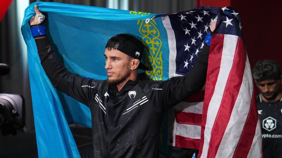 Отменился бой казахстанца в UFC 