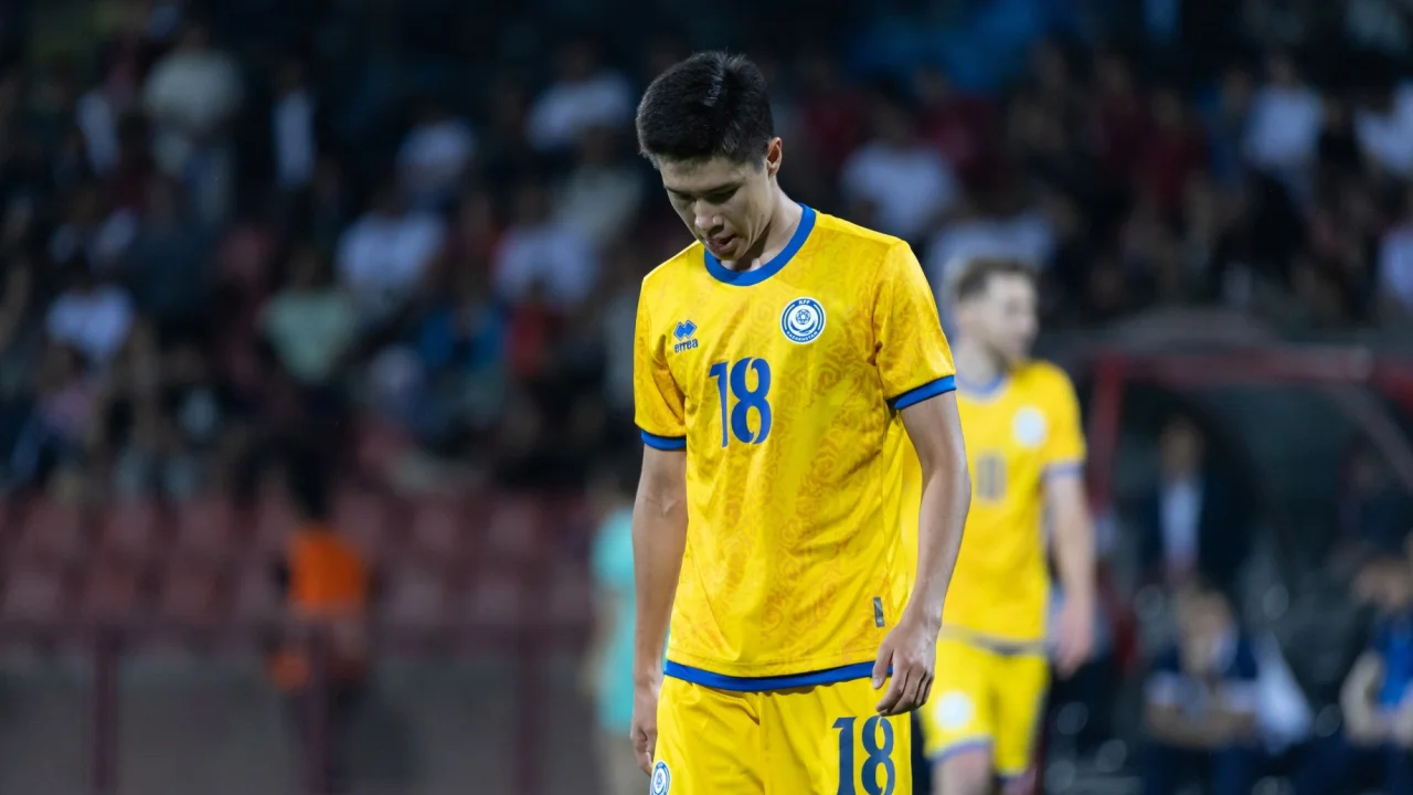 Сборная Казахстана по футболу вела 2:0, но проиграла Азербайджану. Видео голов