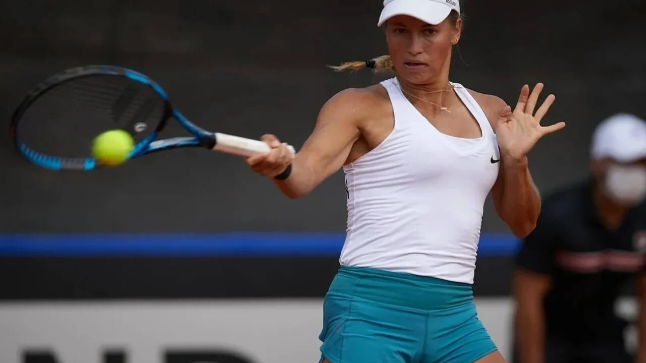 Рыбакина и Путинцева узнали плохие новости от WTA