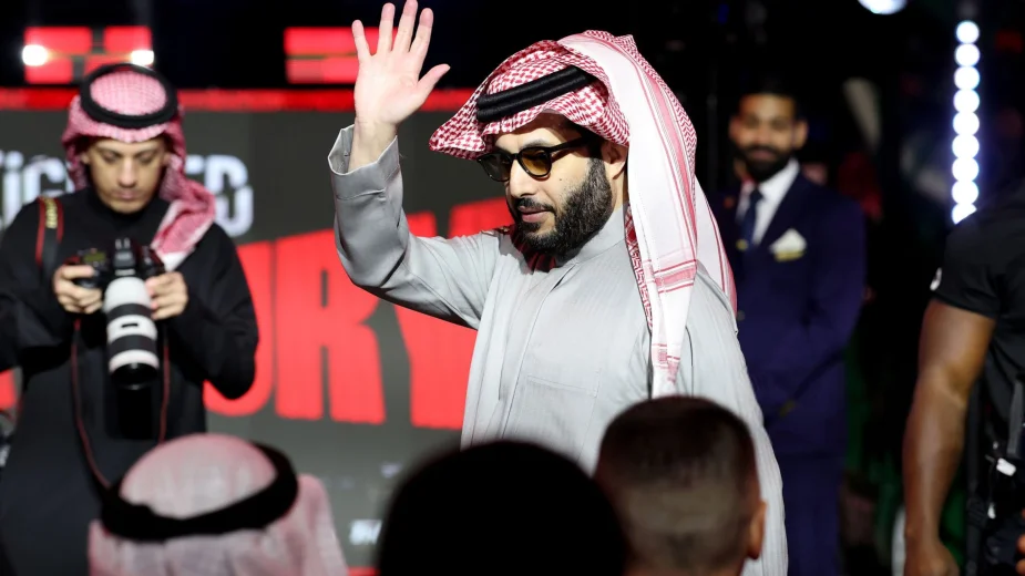 Турки Аль аш-Шейх назвал сильнейших боксеров мира