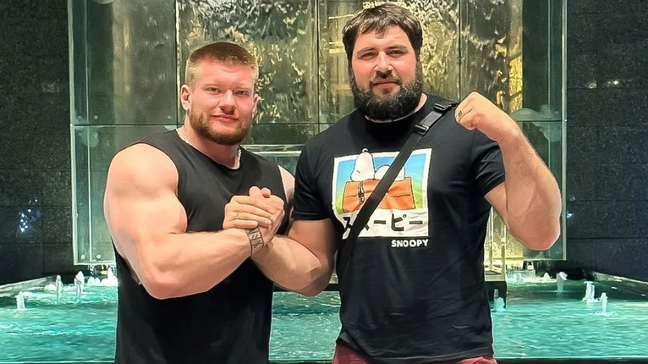 Казахстанский армрестлер потерял титул чемпиона мира, проиграв россиянину