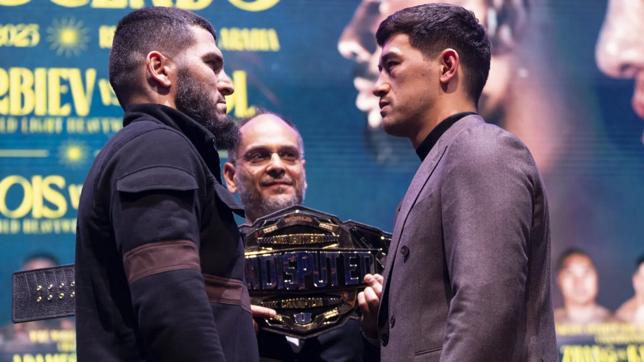 Рематч Бетербиев - Бивол назван боем столетия