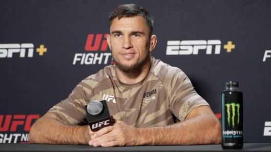 Казахстанец сделал вес перед вторым боем в UFC 