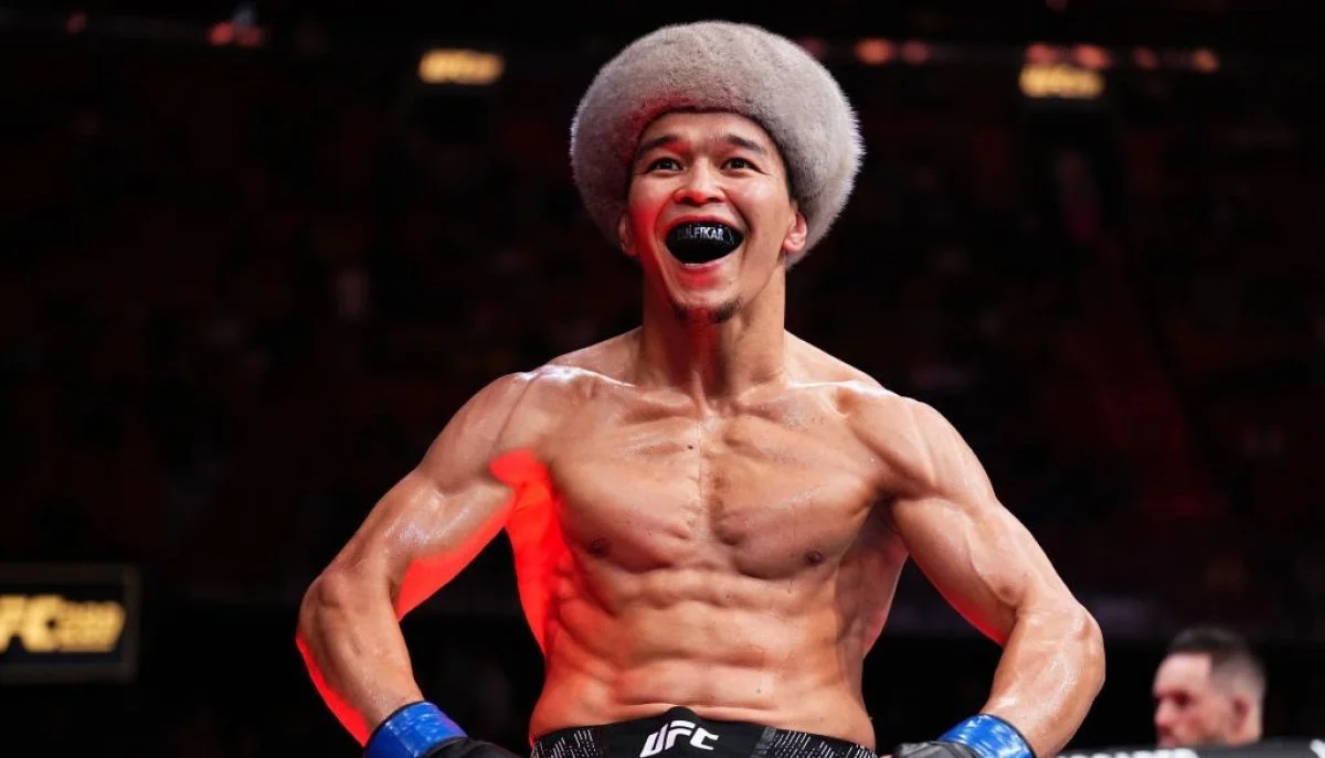 Алмабаеву нашли топового соперника после скандального поражения в UFC