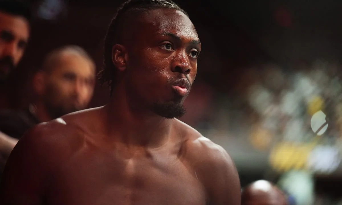 Американский боец проиграл на UFC 313 и завершил карьеру в 29 лет