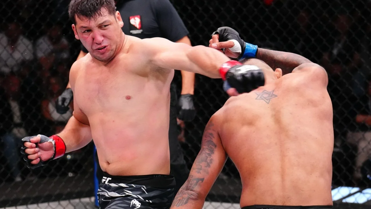 Почему проиграл Дияр Нургожай в UFC? Тактический разбор боя 