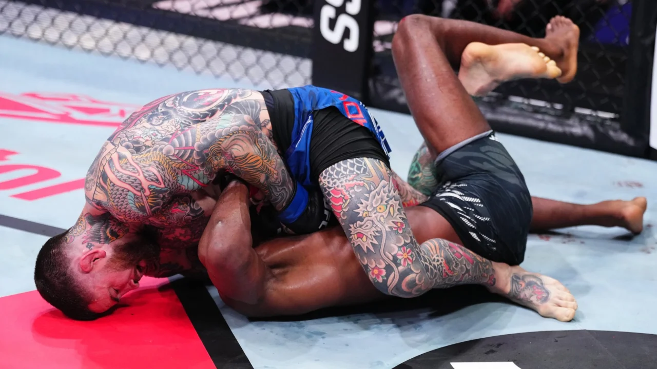 Шон Брэди задушил экс-чемпиона Леона Эдвардса на UFC в Лондоне