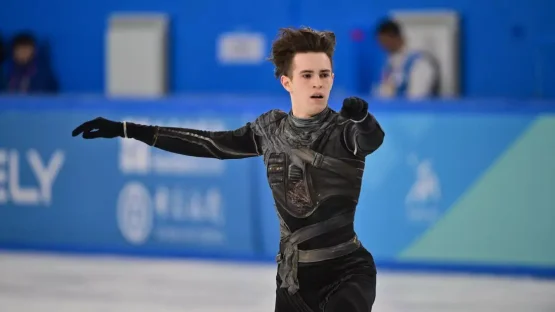 Казахстанский фигурист прокомментировал попадание в топ-3 после короткой программы