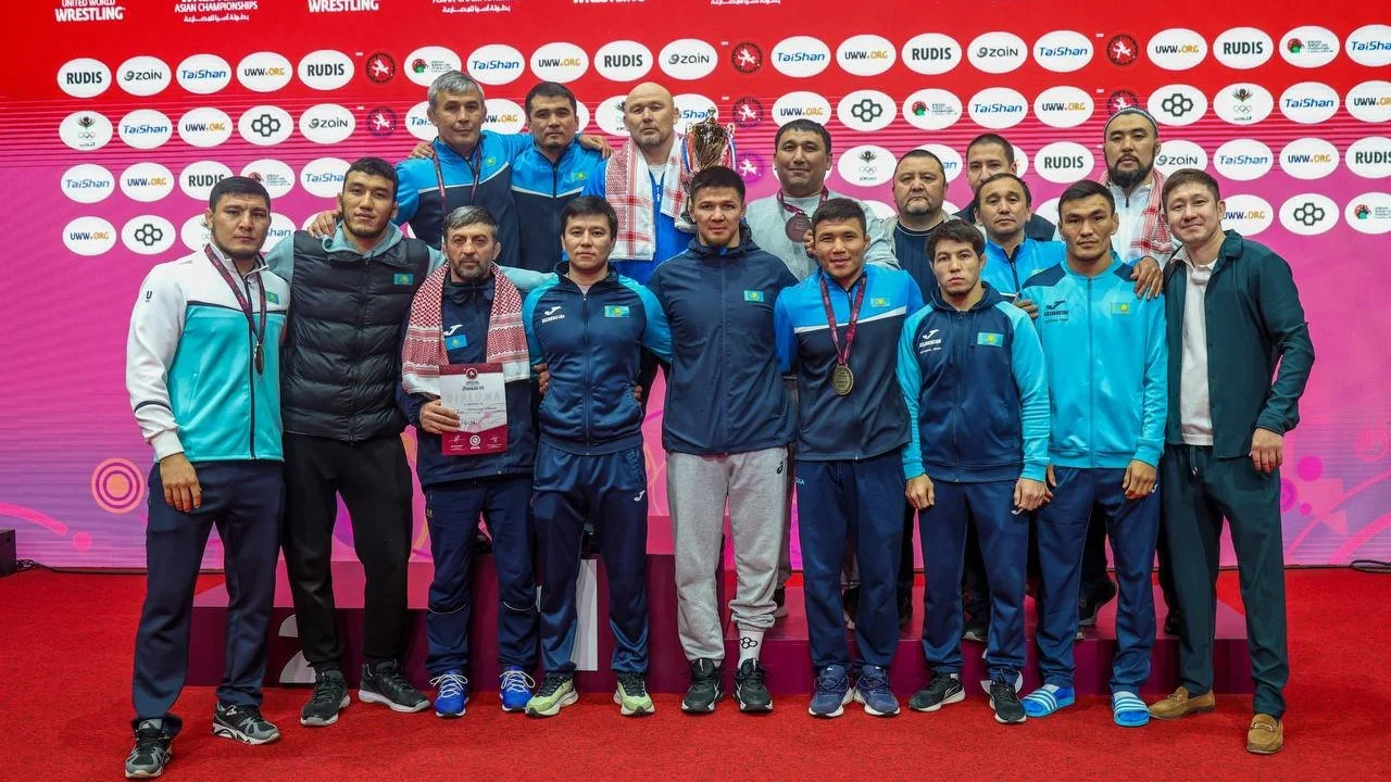 Какое место занял Казахстан на чемпионате Азии 2025 года по борьбе?