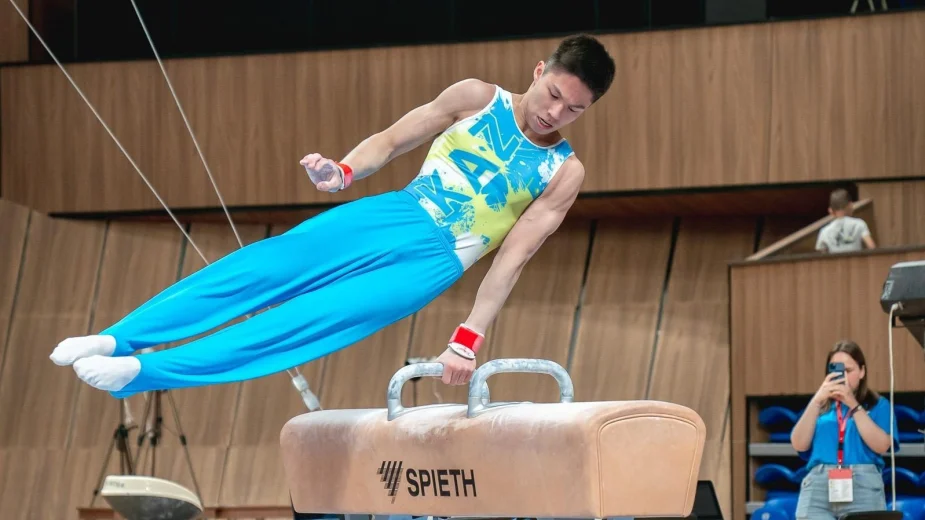 Зейнолла Идрисов выиграл золото на турнире по гимнастике в Штутгарте