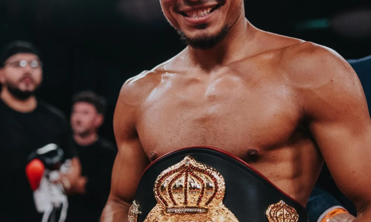 Появился еще один казахстанец с рекордом 18-0