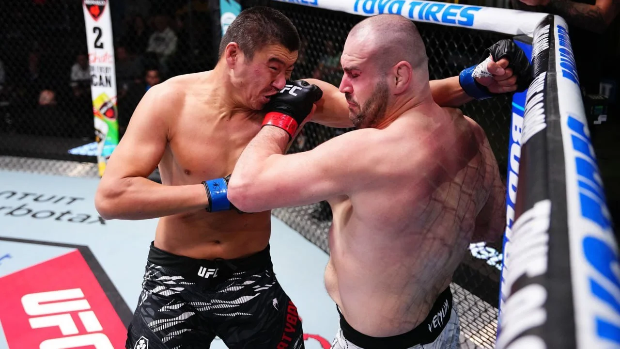 Боец из Кыргызстана вышел на замену за 2 дня и проиграл дебют в UFC