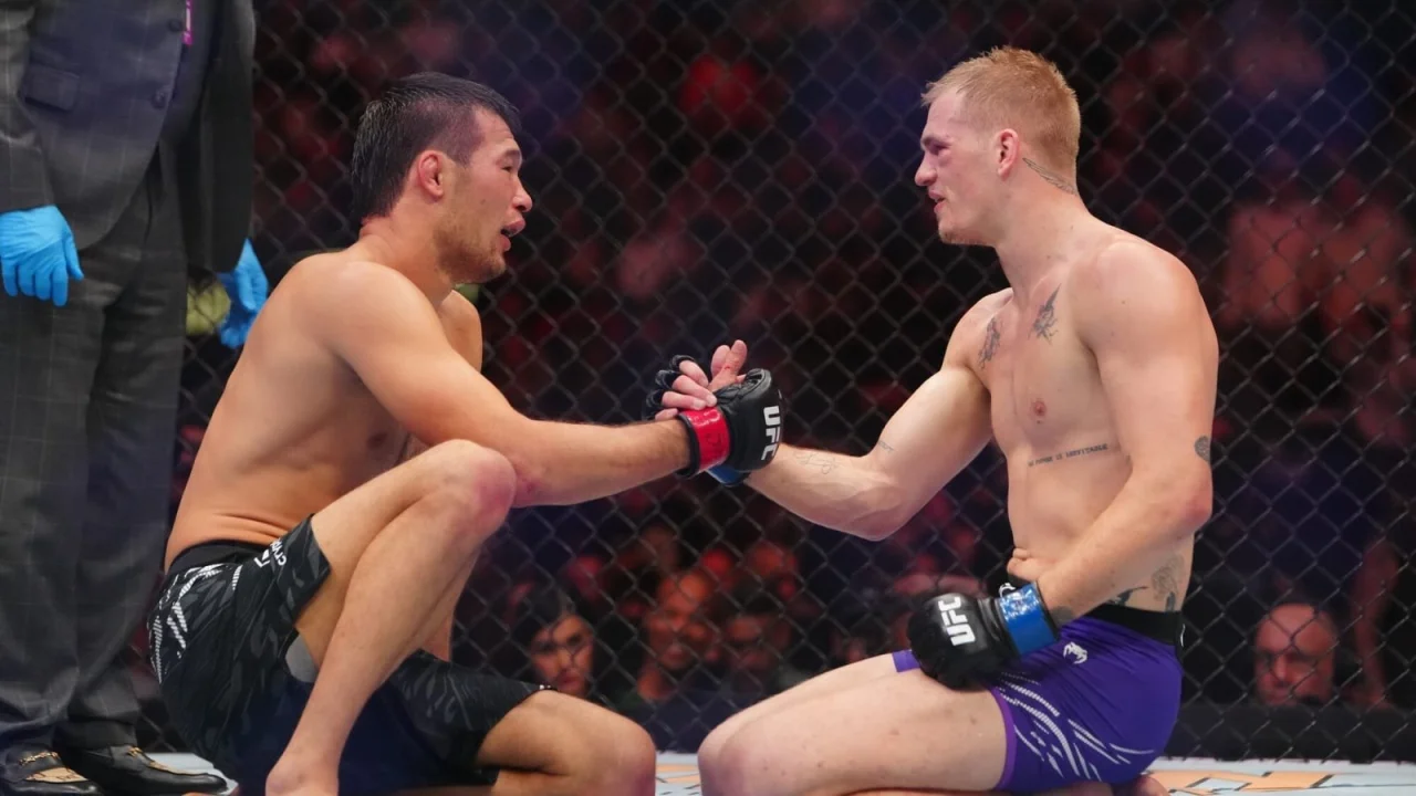 Гэрри поставил в спальне фото, где он пытался задушить Шавката Рахмонова