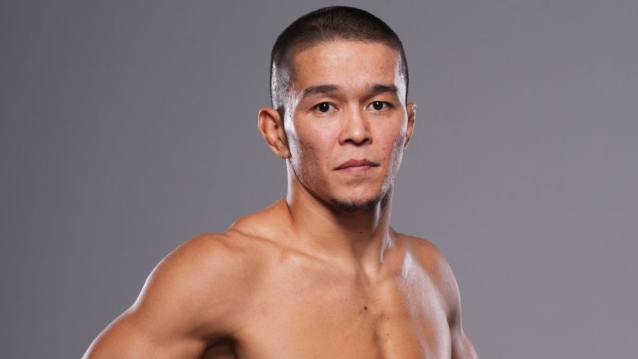 В команде Асу Алмабаева отреагировали на следующего соперника в UFC