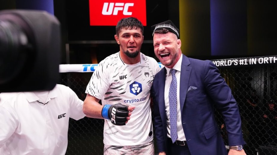 Нурсултон Рузибоев одержал четвертую победу в UFC 