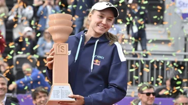 Елена Рыбакина выиграла...