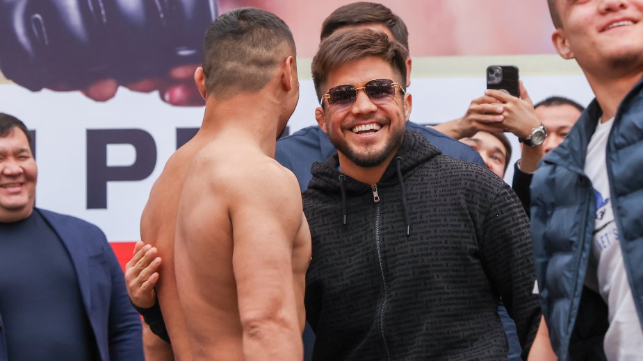 Действующий боец UFC выиграл поединок в Казахстане